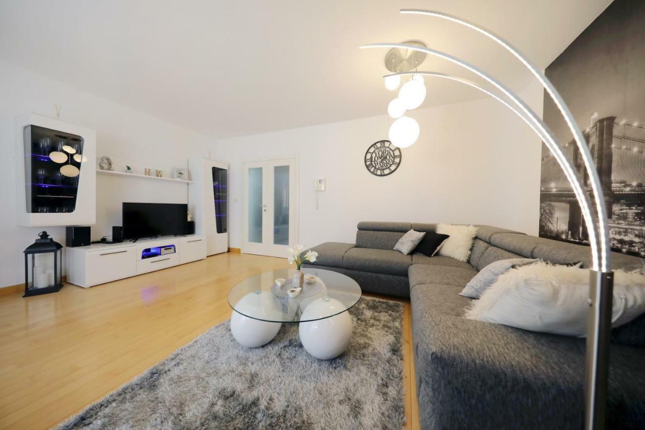 Appartement Dioniz *