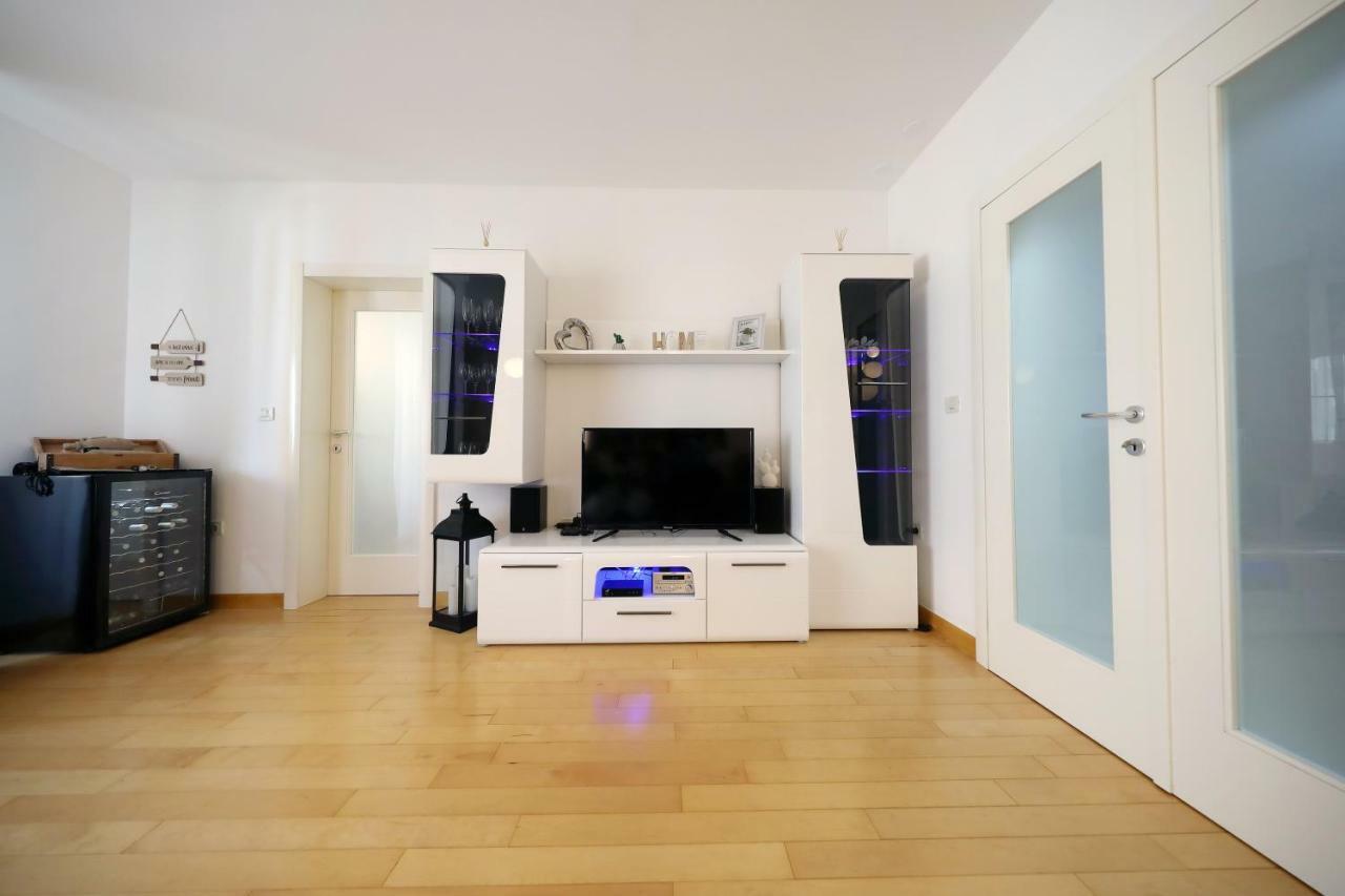 Appartement Dioniz