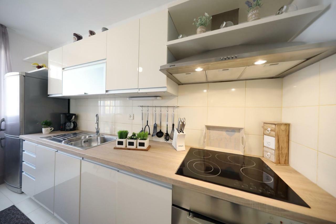 Appartement Dioniz *